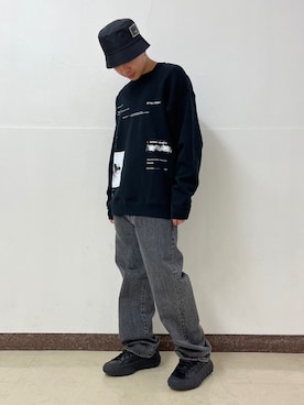 「A4A（エーフォーエー）のアイテム（スウェット）」を使った、アライトモヤさん（メンズ・170cm）の冬コーディネート