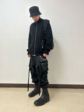 「JULIUS（ユリウス）のアイテム（アクセサリー）」を使った、アライトモヤさん（メンズ・170cm）の冬コーディネート