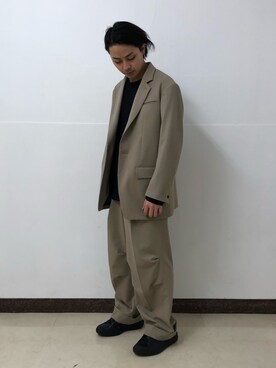 「DANKE SCHON（ダンケシェーン）のアイテム（スラックス）」を使った、アライトモヤさん（メンズ・170cm）の冬コーディネート