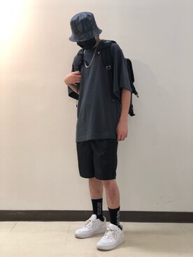 「DANKE SCHON（ダンケシェーン）のアイテム（帽子）」を使った、アライトモヤさん（メンズ・170cm）の夏コーディネート