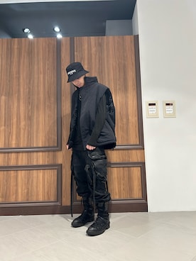 「A4A（エーフォーエー）のアイテム（帽子）」を使った、アライトモヤさん（メンズ・170cm）の秋コーディネート