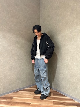 「DANKE SCHON（ダンケシェーン）のアイテム（MA-1）」を使った、アライトモヤさん（メンズ・170cm）の秋コーディネート