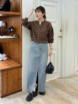 「アイテム（デニムスカート）」を使った、mariさん（レディース・159cm）の秋コーディネート