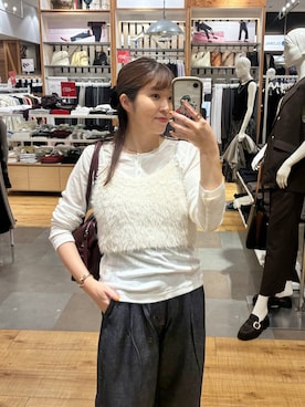 「GLOBAL WORK（グローバルワーク）のサラサラヘンリーネック長袖プルオーバー/1017895（Tシャツ/カットソー、ホワイト系）」を使った、mariさん（レディース・159cm）の秋コーディネート