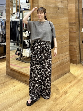 「GLOBAL WORK（グローバルワーク）の楊柳イージーワイドパンツ/636562（その他パンツ、ベージュ系）」を使った、mariさん（レディース・159cm）の夏コーディネート