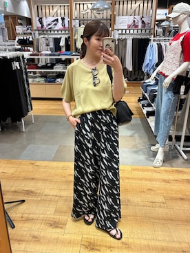 「GLOBAL WORK（グローバルワーク）のリネン混ニット2WAYプルオーバー半袖/147712（Tシャツ/カットソー、イエロー系）」を使った、mariさん（レディース・159cm）の夏コーディネート