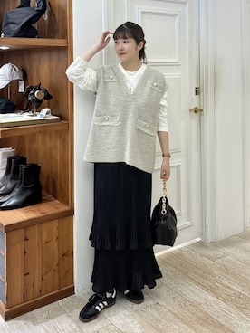 「A part by（アパートバイ）のアイテム（ベスト）」を使った、mariさん（レディース・159cm）の秋コーディネート