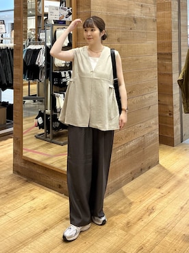 「NEW BALANCE（ニューバランス）の【New Balance(ニューバランス)】MR530KA（スニーカー、グレー系）」を使った、mariさん（レディース・159cm）の夏コーディネート
