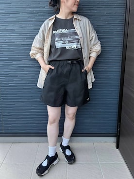 「GLOBAL WORK（グローバルワーク）のシルキータッチシアーシャツ長袖/636668（シャツ/ブラウス、ベージュ系）」を使った、mariさん（レディース・159cm）の夏コーディネート