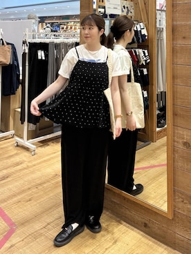 「GLOBAL WORK（グローバルワーク）のさらさらリラックスキャミ＊パンツSET/636257（その他パンツ、ブラック系）」を使った、mariさん（レディース・159cm）の春コーディネート