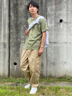「アイテム（その他、グリーン系）」を使った、ともきさん（メンズ・170cm）の夏コーディネート