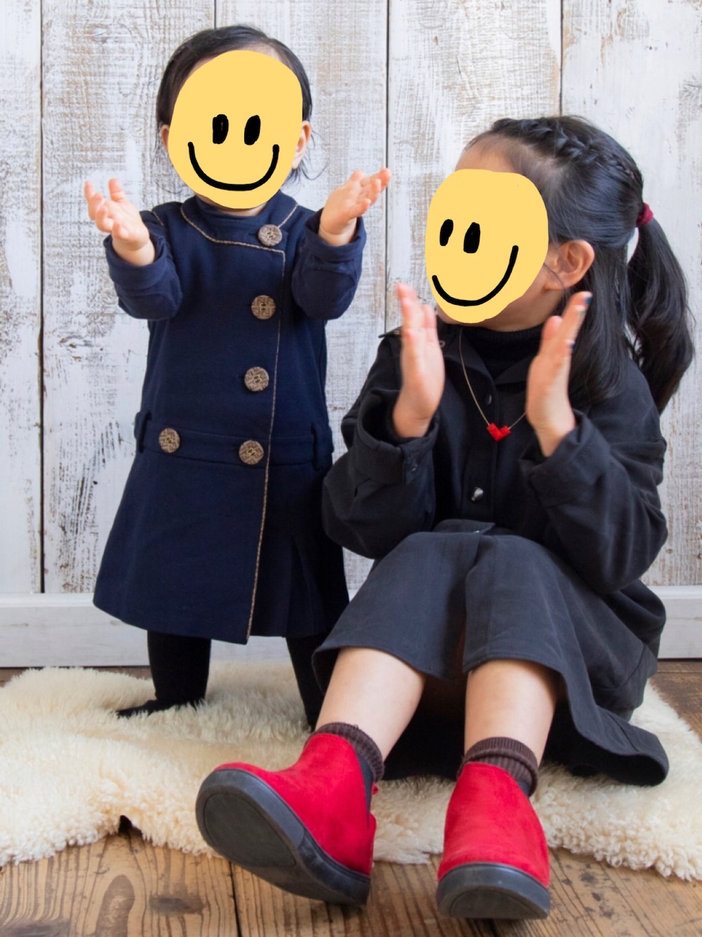 「1歳、ファーストバースデー、姉妹コーデ、ブーツ、小学生」｜「FENDIのアイテム（ワンピース/ドレス、ブルー系）」を使った、1683さん（キッズ・110cm）の冬コーディネートの1枚目の写真