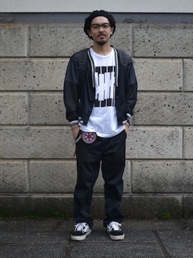 「UNDEFEATED （アンディフィーテッド）のアイテム（Tシャツ/カットソー）」を使った、ゆうきしさん（メンズ・165cm）の夏コーディネート