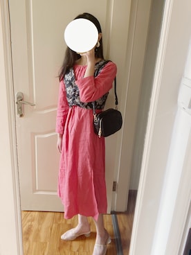 Mila Owen（ミラオーウェン）の「ペプラムチュニックリバー風