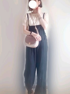 「earth music&ecology（アースミュージックアンドエコロジー）のアイテム（サロペット/オーバーオール、ブラック系）」を使った、HaRuさん（レディース・157cm）の夏コーディネート