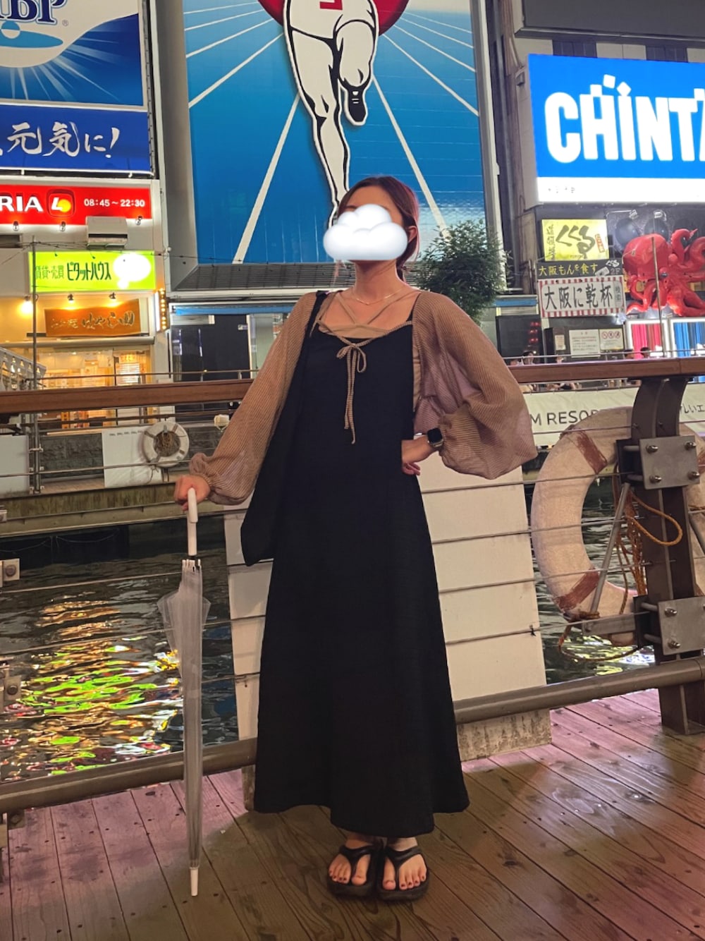 「しまむらのアイテム（タンクトップ、ベージュ系）」を使った、kikikiさん（レディース・155cm）の夏コーディネートの1枚目の写真