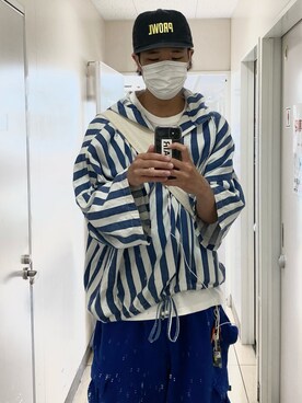 ポンチョを使った ショルダーバッグ のメンズ人気ファッションコーディネート Wear