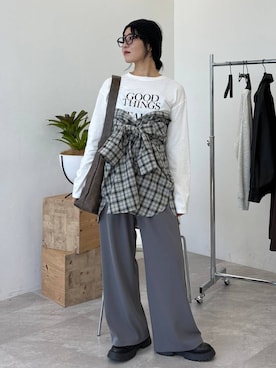 「白Tシャツ」｜koz▲さん（レディース・160cm）の冬コーディネート