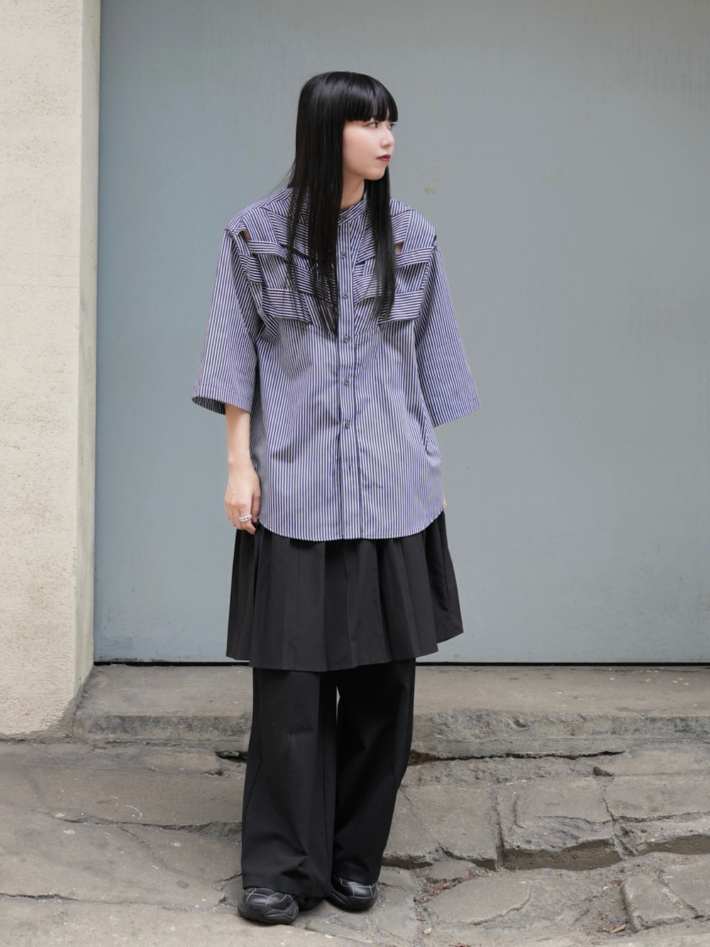 「CASPER JOHNのBandage fisherman shirts/バンデージフィッシャーマンシャツ（シャツ/ブラウス、ブルー系）」を使った、sayacasperjohnさん（レディース・160cm）の夏コーディネートの1枚目の写真