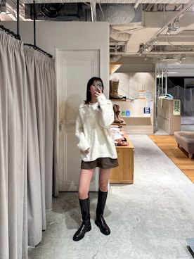 「mystic（ミスティック）の【WEB限定GRN/BEI/6色展開】襟付きラメニット（ニット/セーター、ホワイト系）」を使った、ayanoさん（レディース・173cm）の秋コーディネート