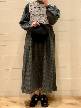 「チェックワンピース」｜「アイテム（ハンチング/ベレー帽）」を使った、ミウさん（レディース・153cm）の秋コーディネート