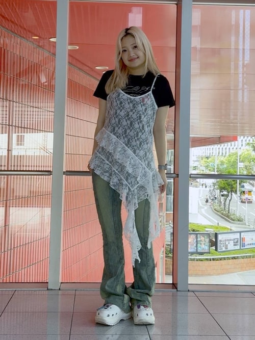 ☆K-POPアイドル着用 AMES WORLDWIDE ／HOTFIXクロップT（T