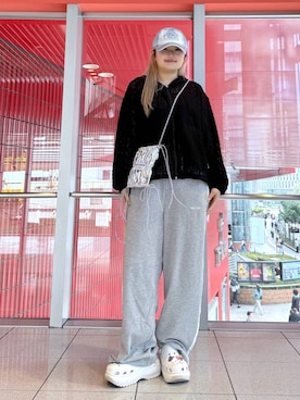 「crocs（クロックス）のアイテム」を使った、gakicochanさん（レディース・163cm）の春コーディネート