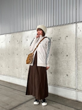 「KBF（ケイビーエフ）のベストセパレートワンピース（ワンピース）」を使った、藤井さん。さん（レディース・164cm）の秋コーディネート