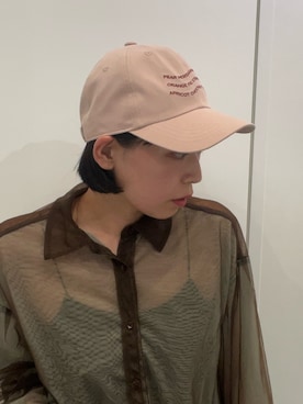 「SMELLY（スメリー）のウェーブレタリングキャップ（キャップ、ピンク系）」を使った、藤井さん。さん（レディース・164cm）の夏コーディネート
