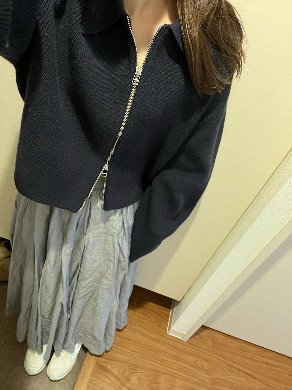 「A part byのエリZIPニットカーディガン（カーディガン/ボレロ、ブルー系）」を使った、muuu95さん（レディース・153cm）の春コーディネートの1枚目の写真