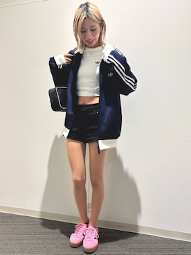 「アイテム（ジャージ）」を使った、UNさん（レディース・157cm）の冬コーディネート