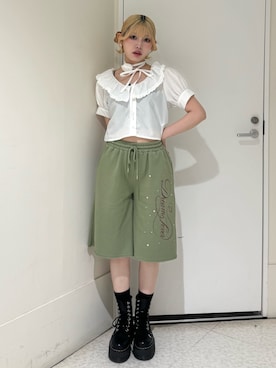 「jouetie（ジュエティ）のフリルカラーローズチョーカーブラウス（シャツ/ブラウス、ホワイト系）」を使った、SAKURAKOさん（レディース・161cm）の春コーディネート