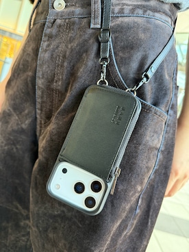 「アイテム（スマホケース/カバー）」を使った、mfactory-Tokyo  さん（レディース・160cm）の秋コーディネート