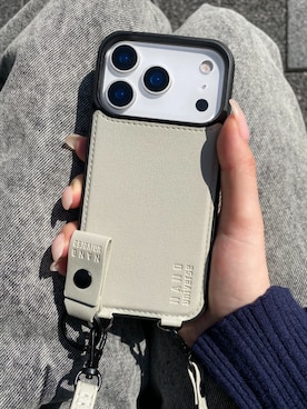 「アイテム（スマホケース/カバー）」を使った、mfactory-Tokyo  さん（レディース・160cm）の秋コーディネート