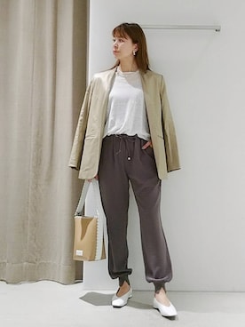 「着痩せ」｜「アイテム（ノーカラージャケット）」を使った、yoshikuttya0213さん（レディース・164cm）の春コーディネート