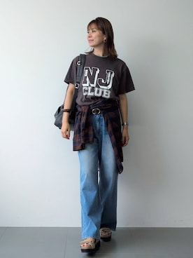 「BARNYARDSTORM（バンヤードストーム）のBARNYARDSTORM / クリアバングル（ブレスレット、ブラウン系）」を使った、yoshikuttya0213さん（レディース）の夏コーディネート