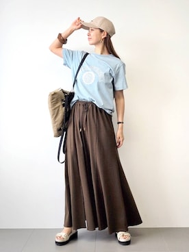「アイテム（バングル/リストバンド、ブラウン系）」を使った、yoshikuttya0213さん（レディース・164cm）の夏コーディネート