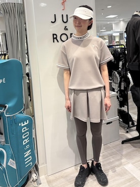 「アイテム（サンバイザー）」を使った、YRYRさん（レディース・170cm）の春コーディネート