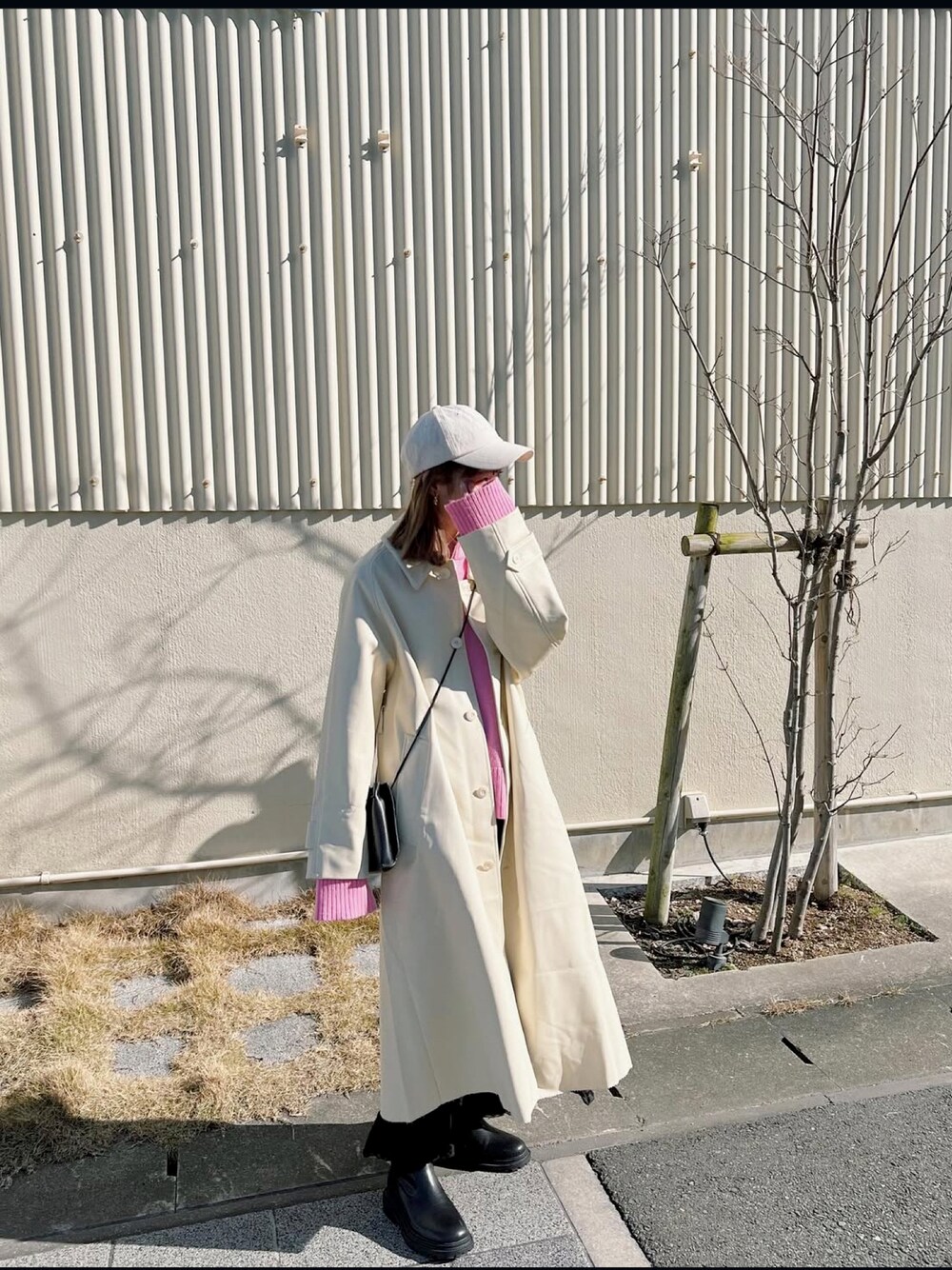 「ZARAのアイテム（ニット/セーター、ピンク系）」を使った、chihiroさん（レディース・159cm）の春コーディネートの1枚目の写真