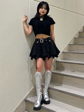 「オールブラック」｜「アイテム（アンサンブル）」を使った、YUMIさん（レディース・154cm）の秋コーディネート