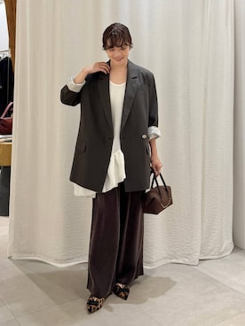 「BABYLONE（バビロン）の【HENRI EN VARGO】レオパードフラット（パンプス、ブラウン系）」を使った、namikaさん（レディース・158cm）の秋コーディネート
