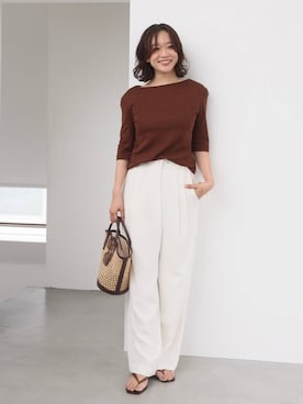 「BABYLONE（バビロン）のフライスパワショルTEE（Tシャツ/カットソー、ブラウン系）」を使った、namikaさん（レディース・158cm）の春コーディネート