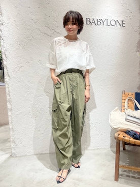 「BABYLONE（バビロン）のコットンナイロンカーゴパンツ（カーゴパンツ）」を使った、namikaさん（レディース・158cm・30代）の夏コーディネート