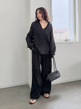 「BABYLONE（バビロン）のラミーシアーカシュクールシャツ（シャツ/ブラウス、ブラック系）」を使った、namikaさん（レディース・158cm）の夏コーディネート