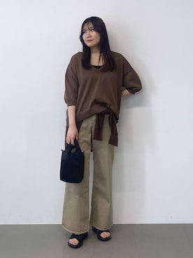 「surt（サート）のSURT(サート) / スーパーWストレートチノパンツ【WEB限定サイズ】（デニムパンツ、ベージュ系）」を使った、kyokaさん（レディース）の夏コーディネート