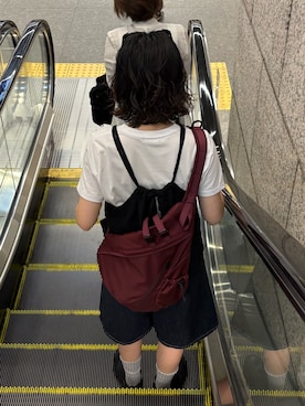 「アイテム（ボディバッグ/ウエストポーチ）」を使った、onatsu さん（レディース・155cm）の夏コーディネート