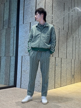 「アイテム（スウェットパンツ）」を使った、O.Sさん（メンズ・186cm）の夏コーディネート