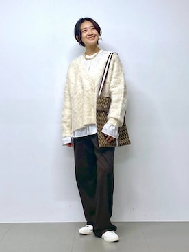 「アイテム（チノパンツ）」を使った、OKAWAさん（レディース・161cm・20代）の秋コーディネート