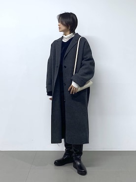 「アイテム（チェスターコート）」を使った、OKAWAさん（レディース・161cm・20代）の秋コーディネート