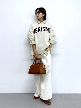 「アイテム（バングル/リストバンド）」を使った、OKAWAさん（レディース・161cm）の秋コーディネート